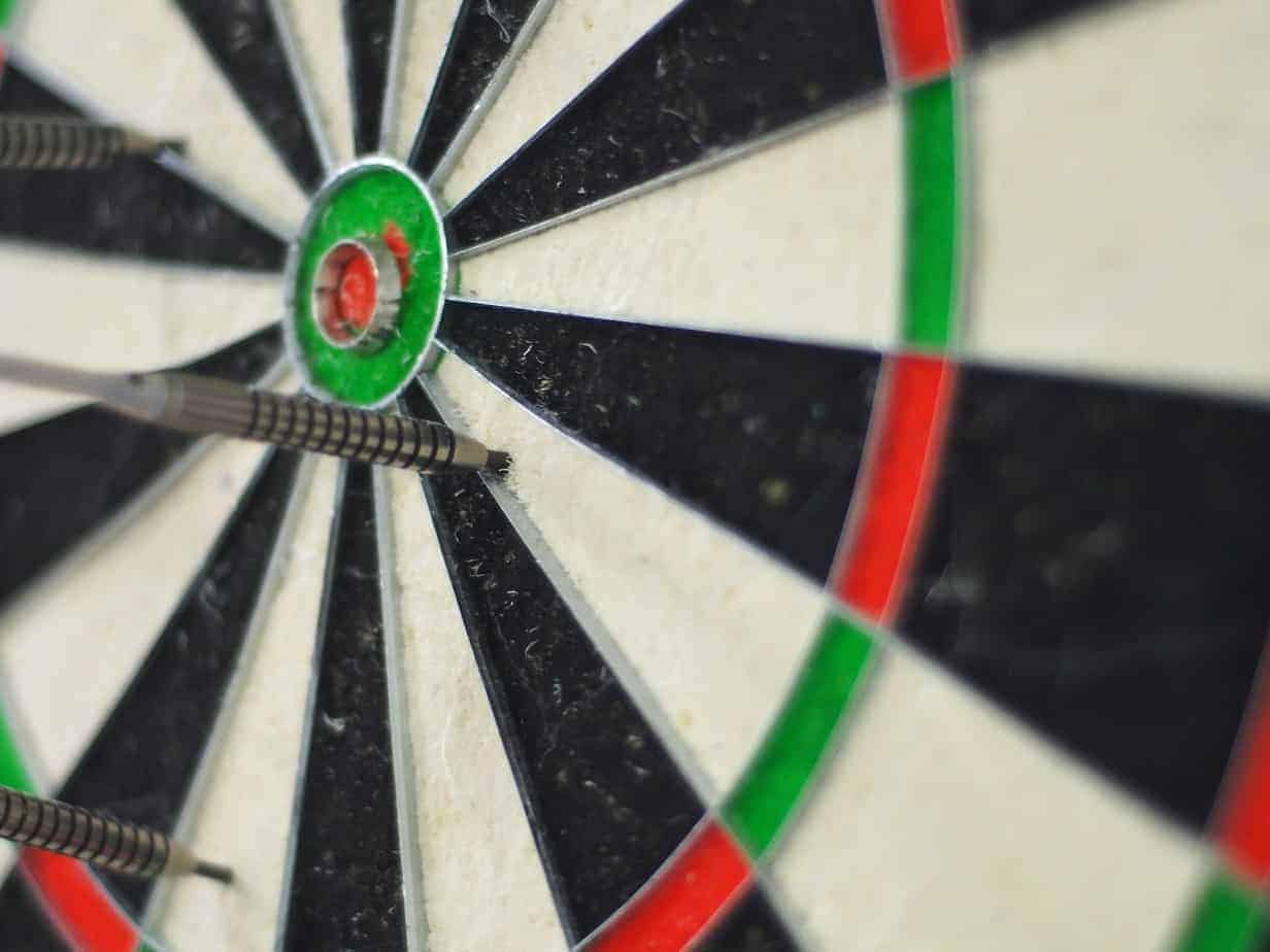 Darts, Treffer, Startup, Start Up, Wettbewerb